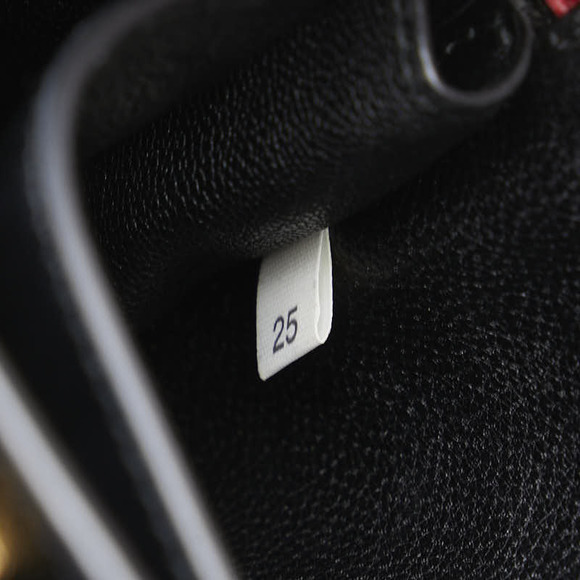 Prada Cahier shoulder bag black leather red - Picture 9 of 11